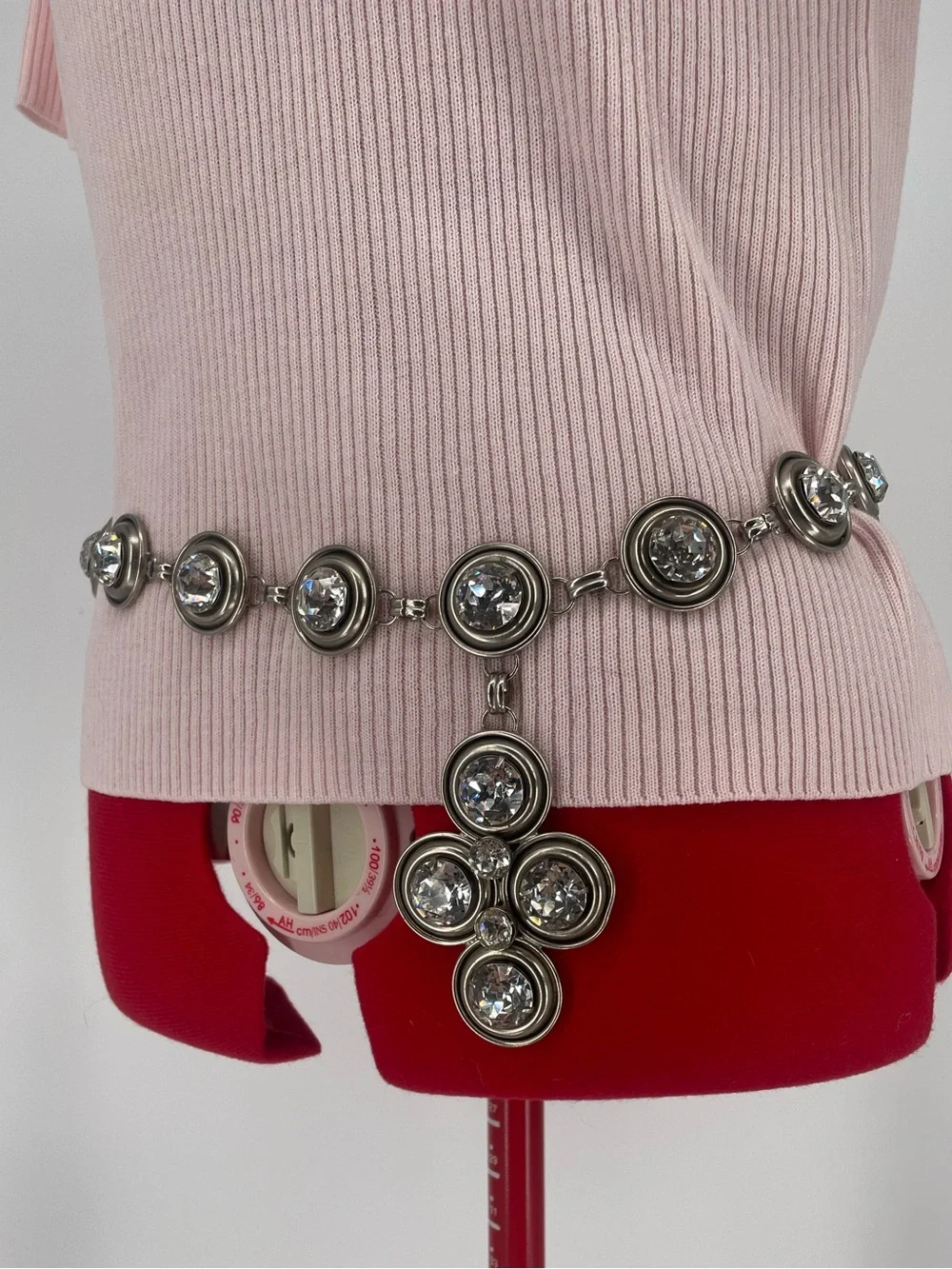 Vintage Chunky Silver Tone Rhinestone Chain Belt Cross Charm Alternative Style